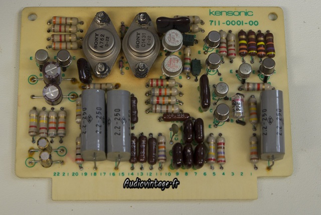 Accuphase C-200