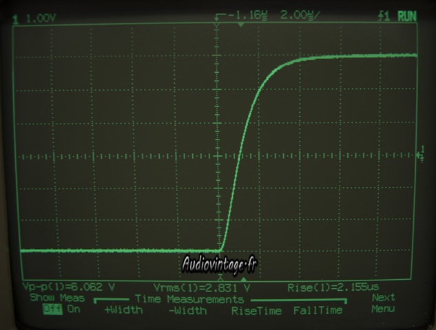 Accuphase C-200