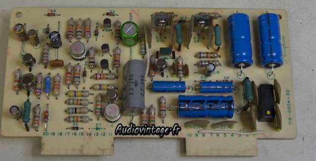 Accuphase E-202
