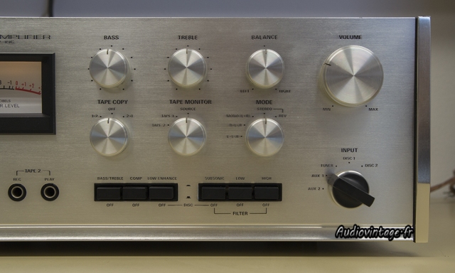 Accuphase E-202