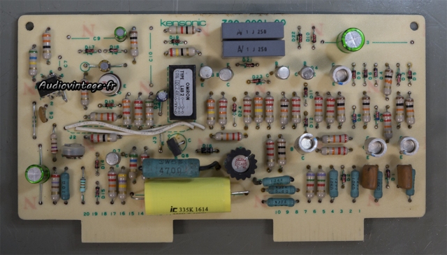 Accuphase P-300 : circuit de protection révisé.