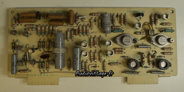 Accuphase P-300