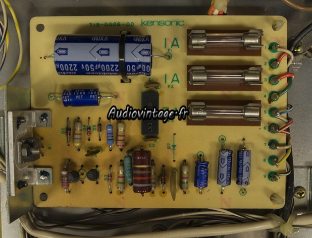 Accuphase T-101