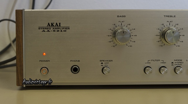 Akai AA-5210