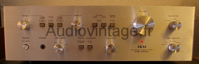 Akai AM-2400