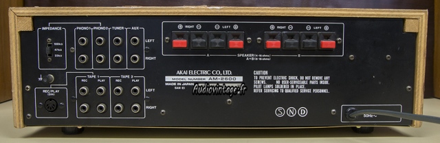 Akai AM-2600