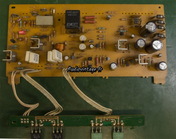 Akai AM-2850