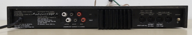 A&R Cambridge A60 : connectique.