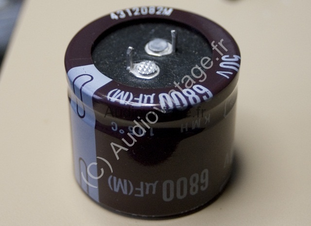 Condensateur chimique