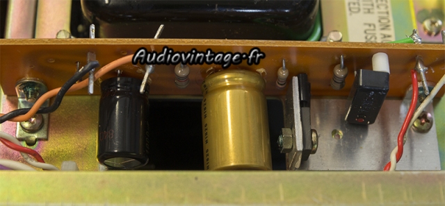 Harman Kardon A 402