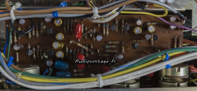 Harman Kardon 930 : circuit de tonalité révisé.