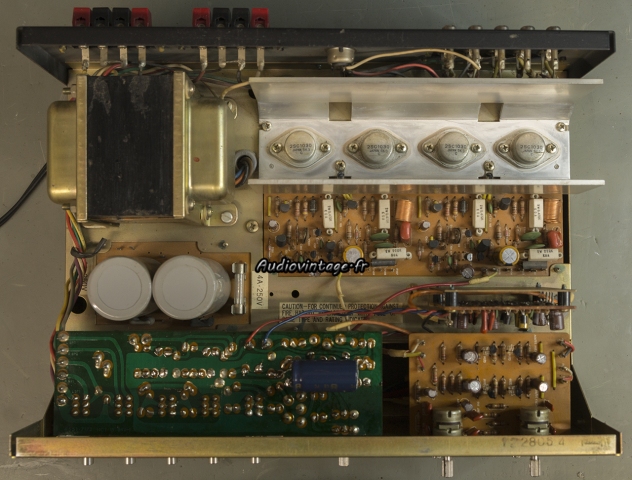 Harman Kardon A401 : terminé.