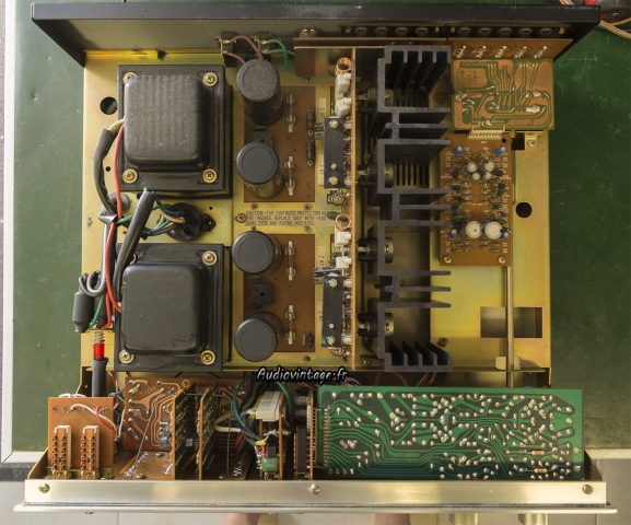 Harman Kardon A402