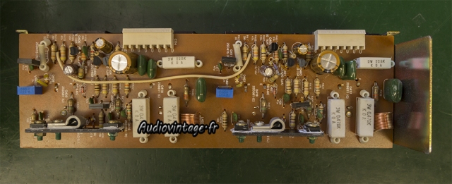 Harman Kardon A402