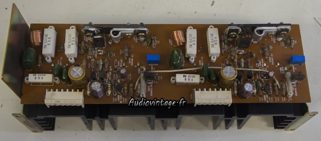 Harman Kardon A402