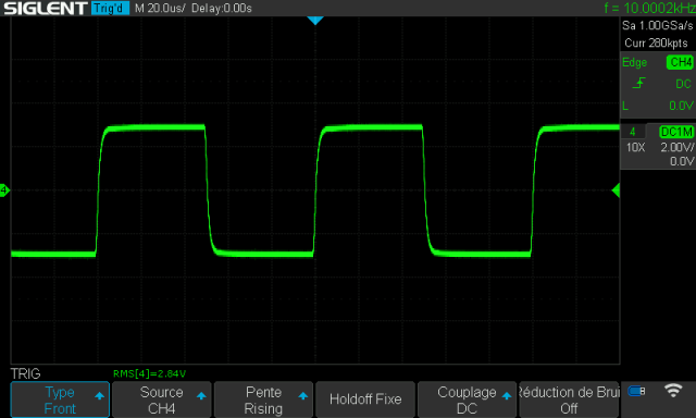 Harman Kardon Citation 16A : signal-carre-a-10khz