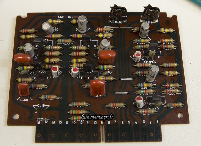 JVC 4VN-880