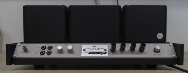 JVC M-3030 : connectique.