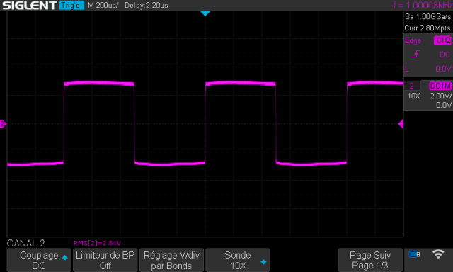 Kenwood KA-2500 : signal-carre-a-1khz