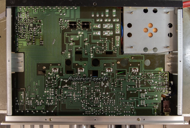 Kenwood KA-5700 : circuit propre.