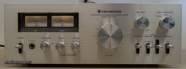 Kenwood KA-5700 : un design des plus classiques de la fin des années 70