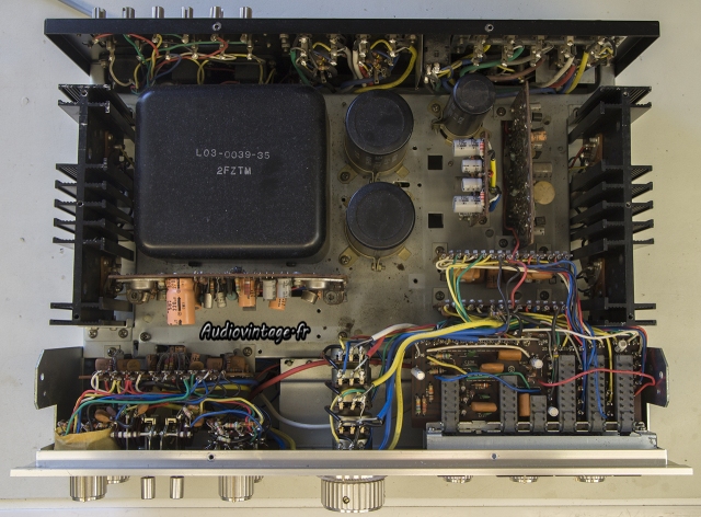 Kenwood KA-7002