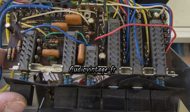 Kenwood KA-7002