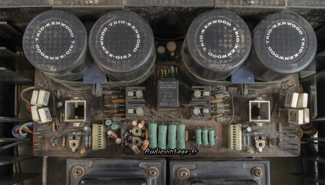 Kenwood KA-8011 : circuit principal à réviser.