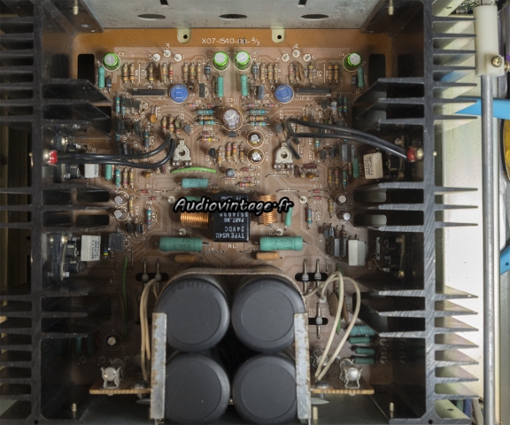 Kenwood KA-8100 : circuit principal révisé.