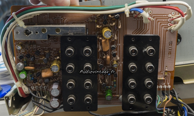 Kenwood KA-8100 : circuit phono révisé.