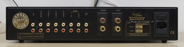 Kora Explorer 90 SI : connectique.