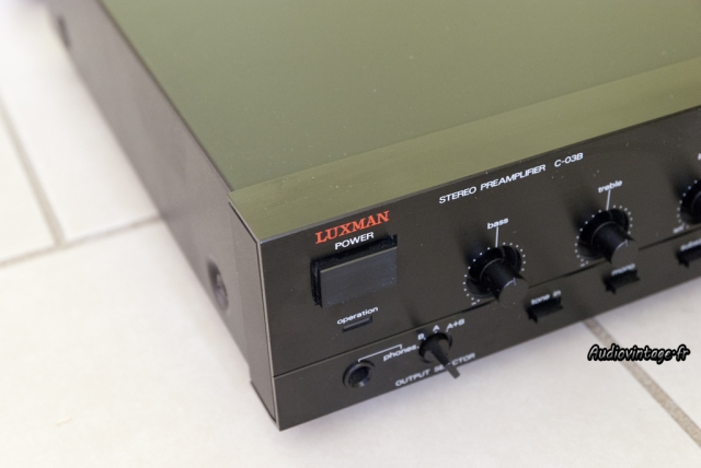 Luxman C-03B