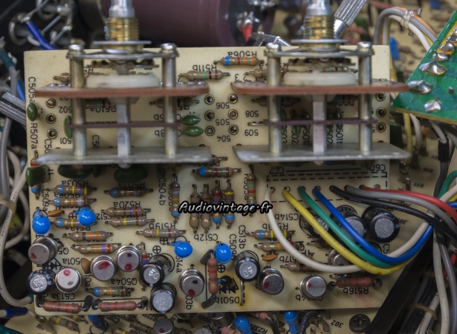 Luxman C-1000 : circuit de tonalité à réviser.