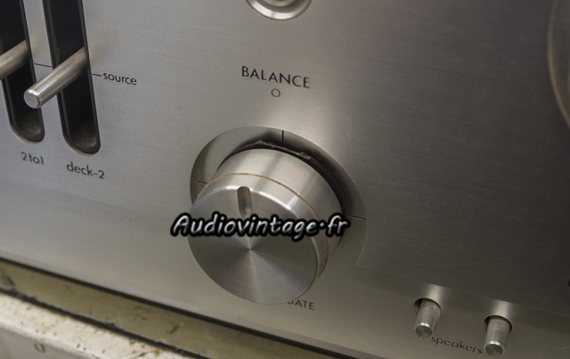Luxman C-1000 : commande de balance cassée.