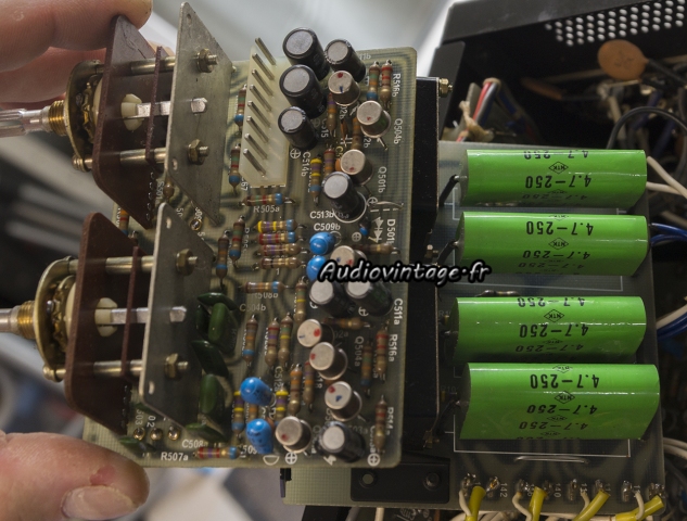Luxman C-1000 : circuit de tonalité à revoir.