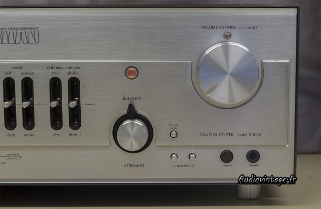 Luxman C-1000
