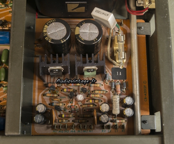Luxman C-12 : alimentation revue.