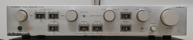 Luxman C-120A : un préampli très complet.