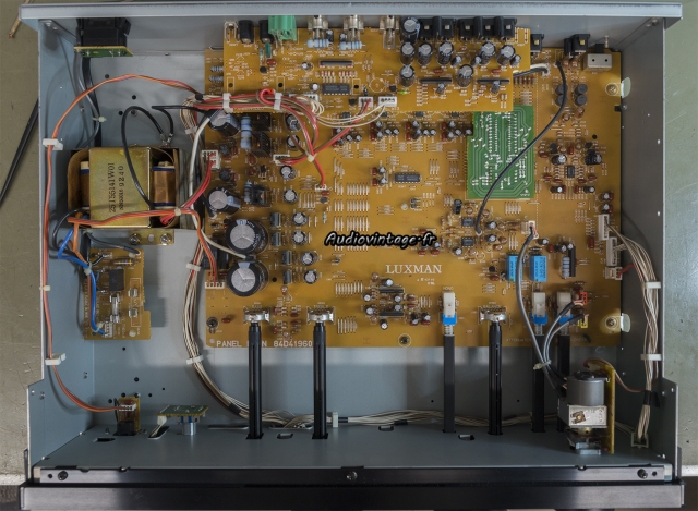 Luxman C-383 : à son arrivée.