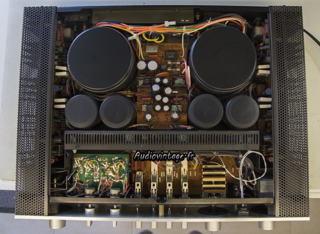 Luxman L-10