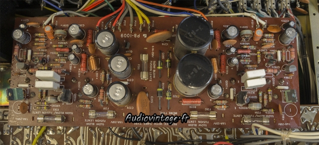 Luxman L-31