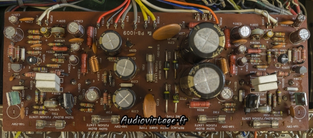 Luxman L-31