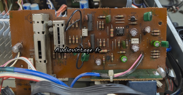 Luxman L-410 : circuit "volume" à revoir.