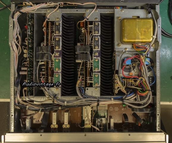 Luxman L-530