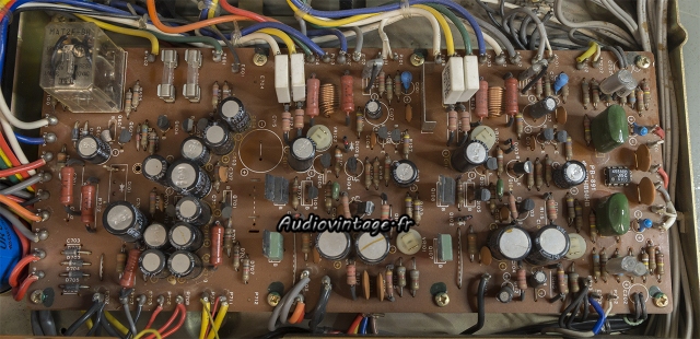 Luxman L-80 : circuit principal à revoir.
