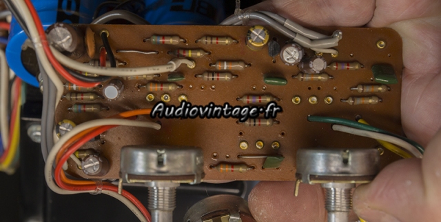 Luxman L-80 : circuit tonalité révisé.