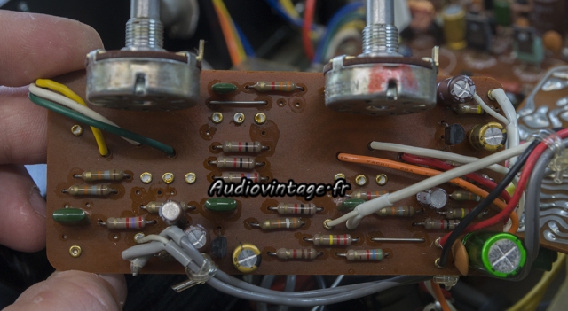 Luxman L-81 : circuit tonalité révisé.