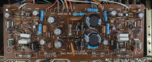 Luxman L-30 : circuit principal réparé et révisé.