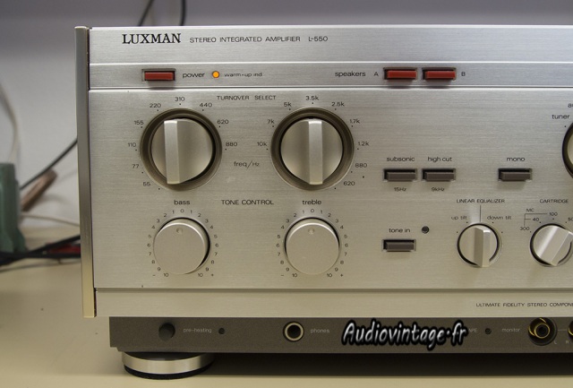 Luxman L-550