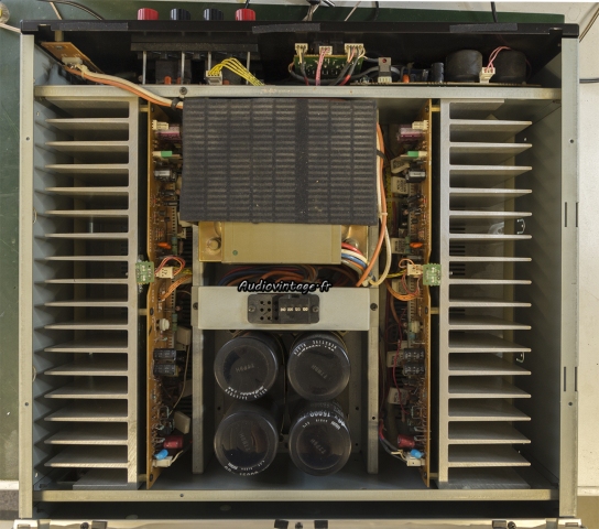 Luxman M-03